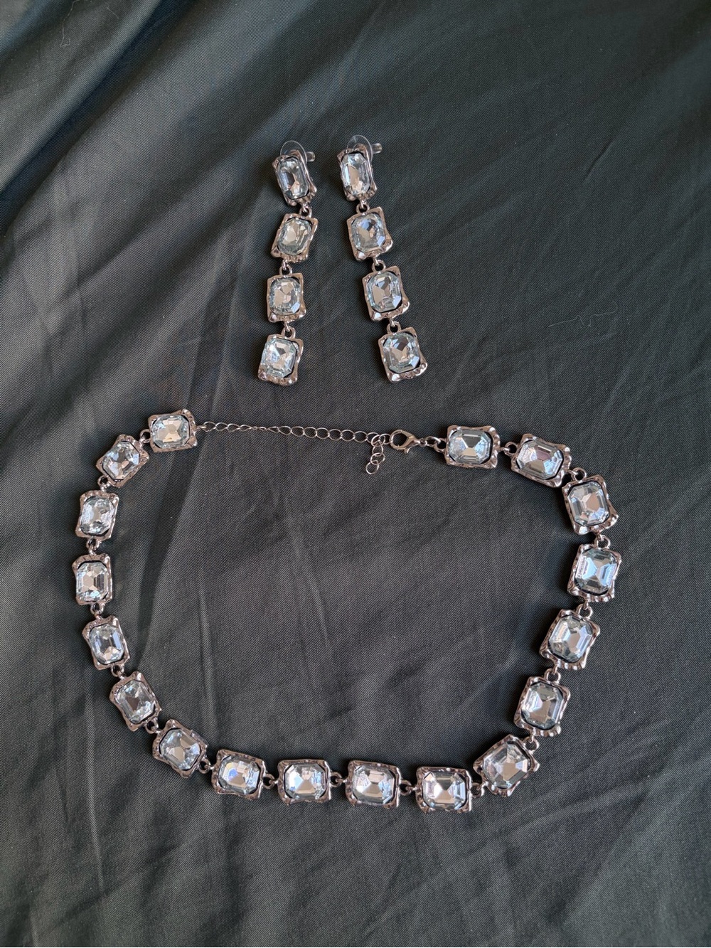 Crystal Link Necklace and Drop Earrings Set - Clear
